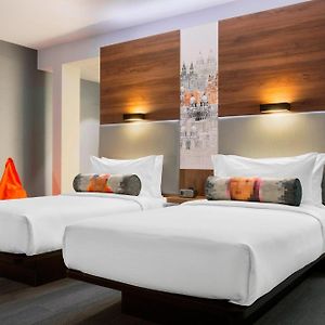 Aloft Twin Room Guest room 2 Twin or Single Beds